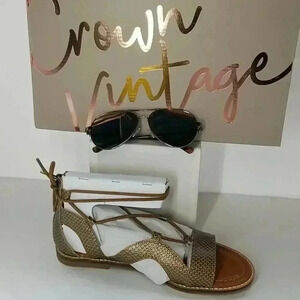 Crown vintage sandals leather upper new with box